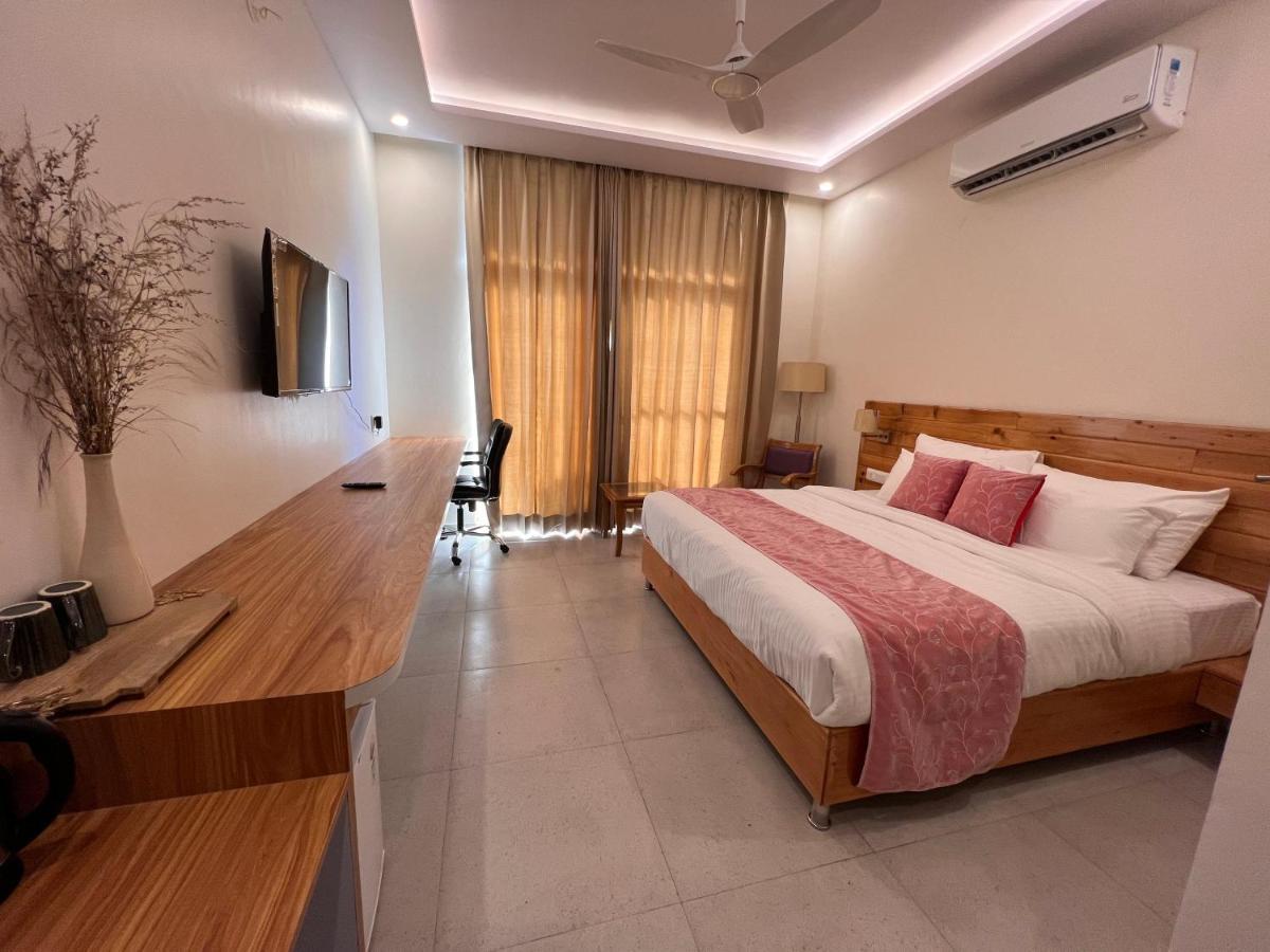 Dandelion By The Hills Hotel Lakhwār Exterior foto