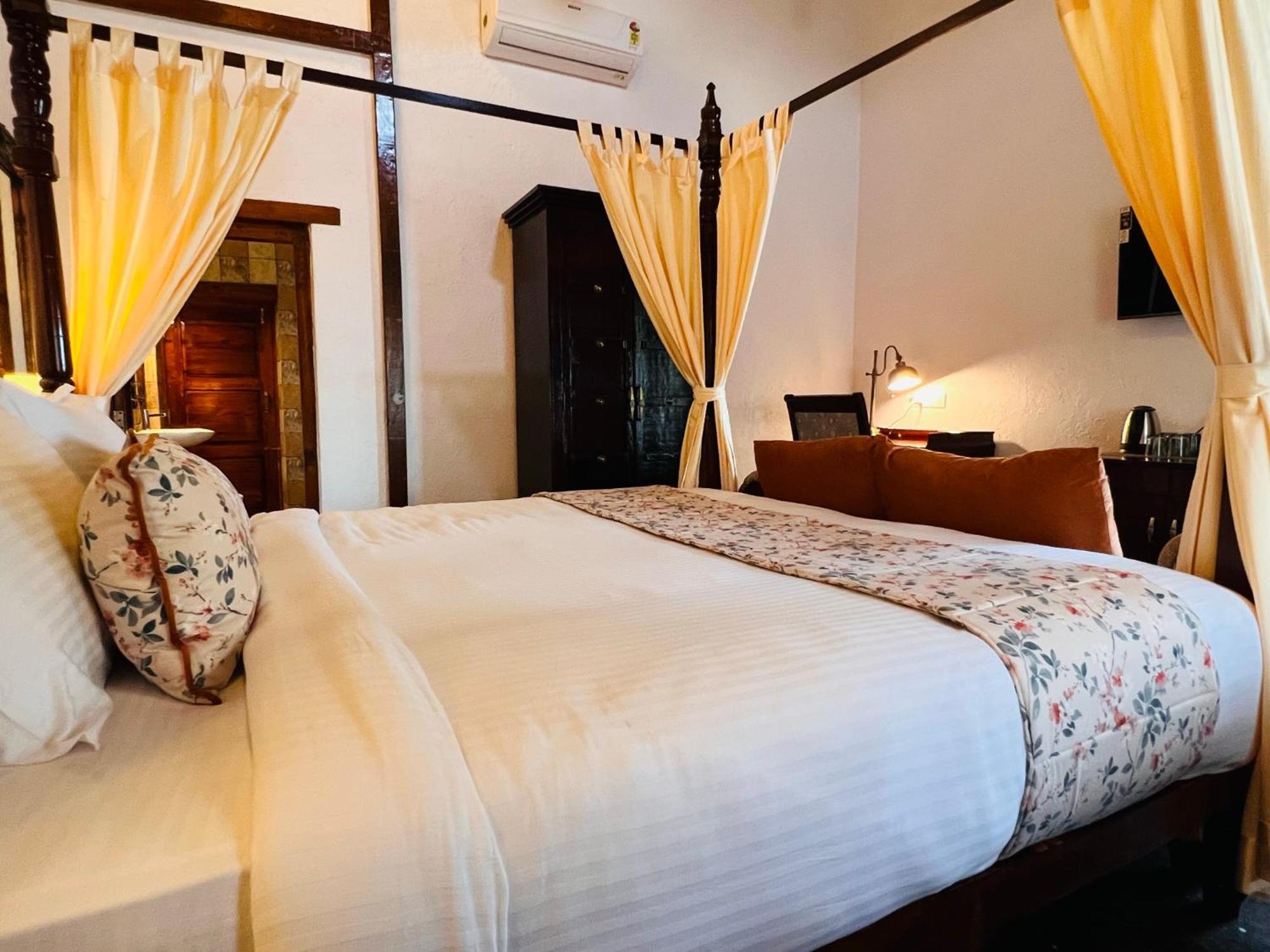Dandelion By The Hills Hotel Lakhwār Exterior foto